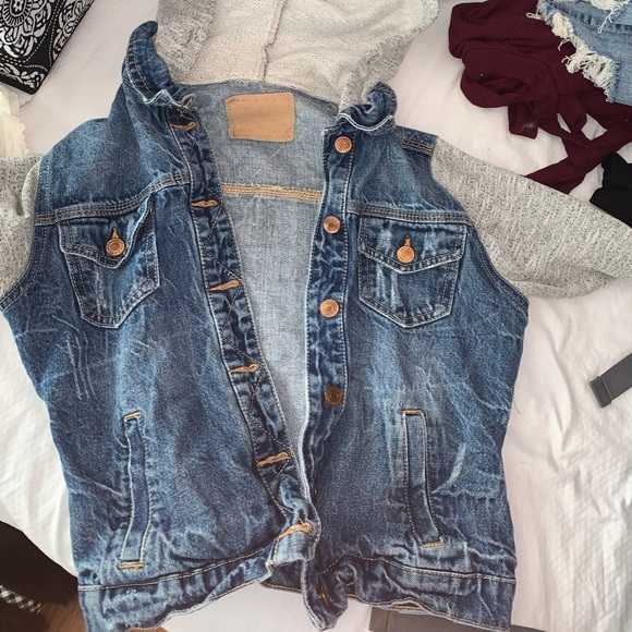 Jean Jacket - Picture 1 of 2